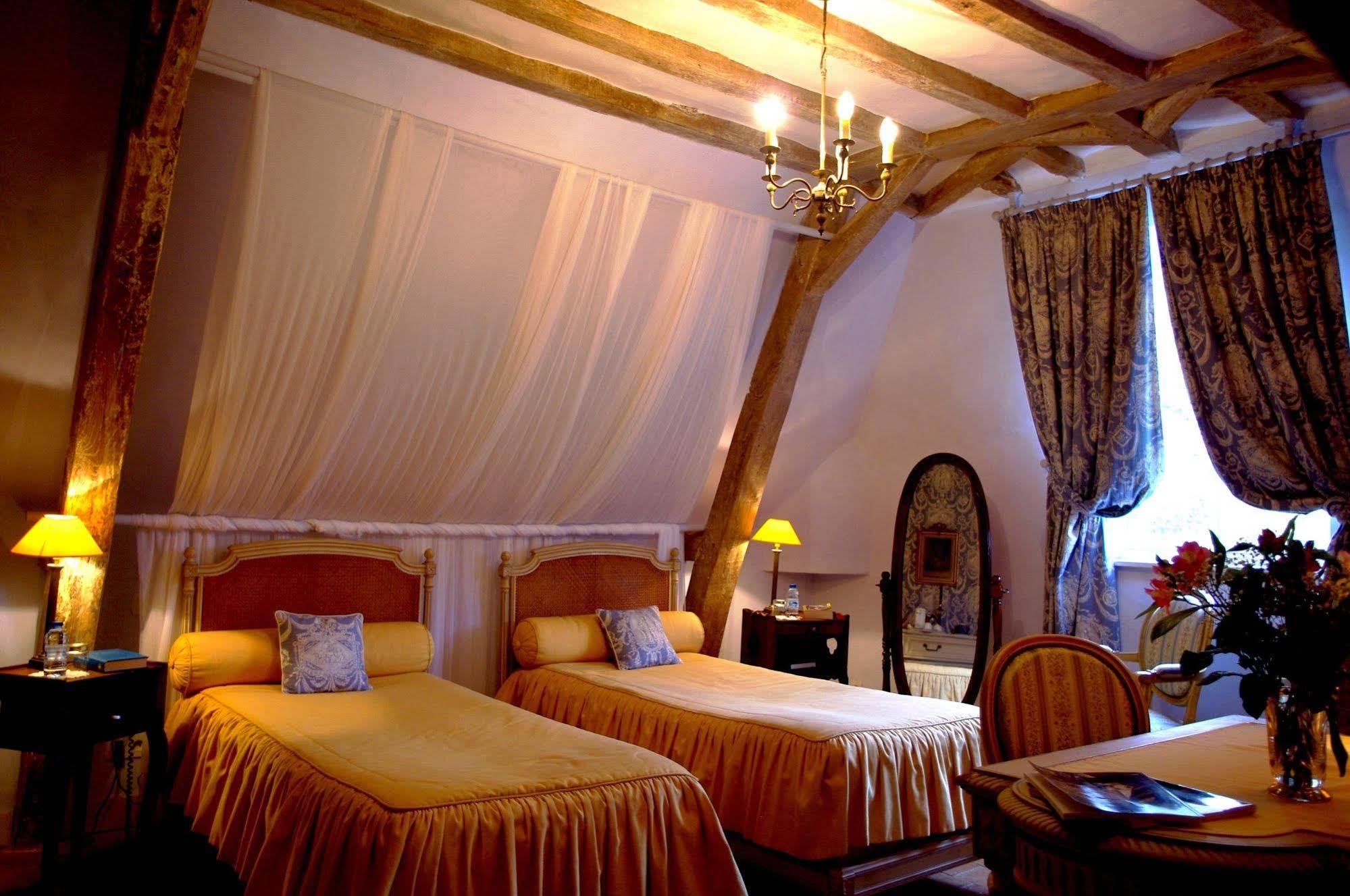 Domaine De Chatenay - Le Mans Saint-Saturnin  Exterior photo